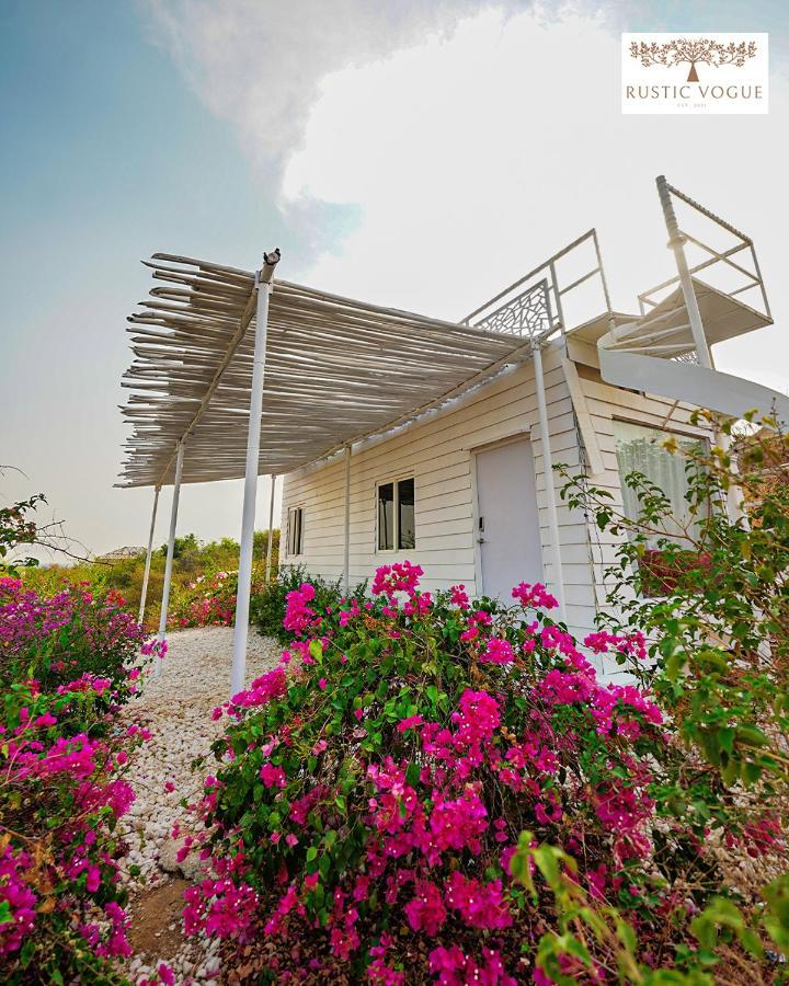 Rustic Vogue Hotel Shamirpet Kültér fotó